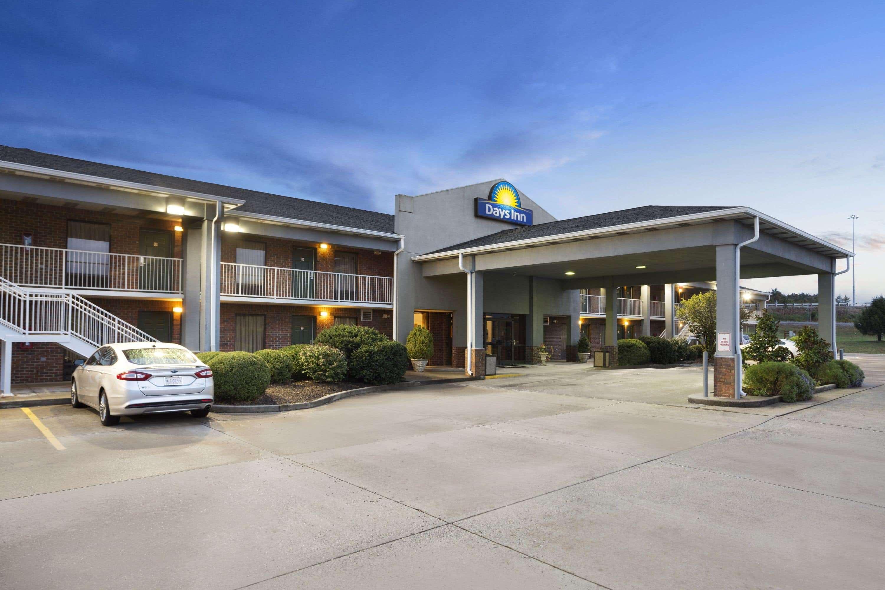 Days Inn By Wyndham Kuttawa/Eddyville Exterior photo